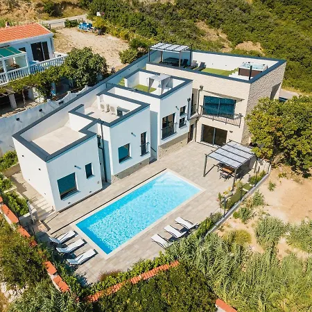 Villa Perla Nera Heated Pool & Sauna *