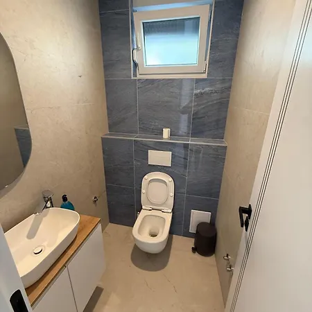 Perla Nera & Nevera By Pag Tours *