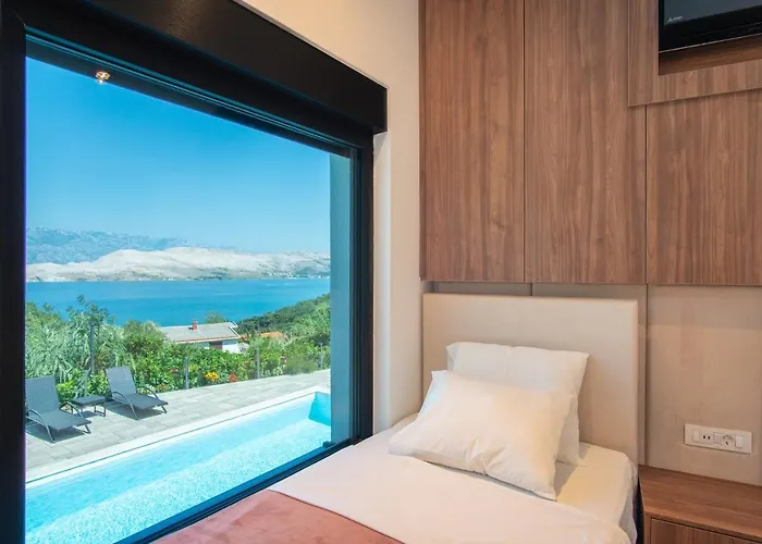 Vila Perla Nera & Nevera By Pag Tours