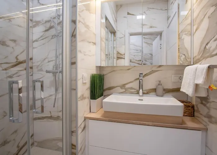 Vila Perla Nera & Nevera By Pag Tours Stan Trigraci