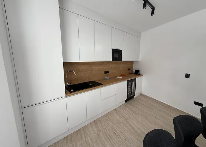 Vila Perla Nera & Nevera By Pag Tours