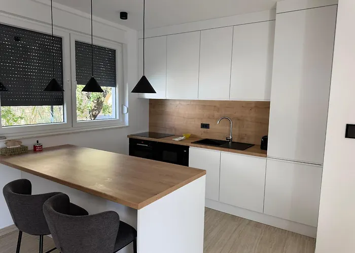 Perla Nera & Nevera By Pag Tours *