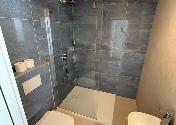 Perla Nera & Nevera By Pag Tours *