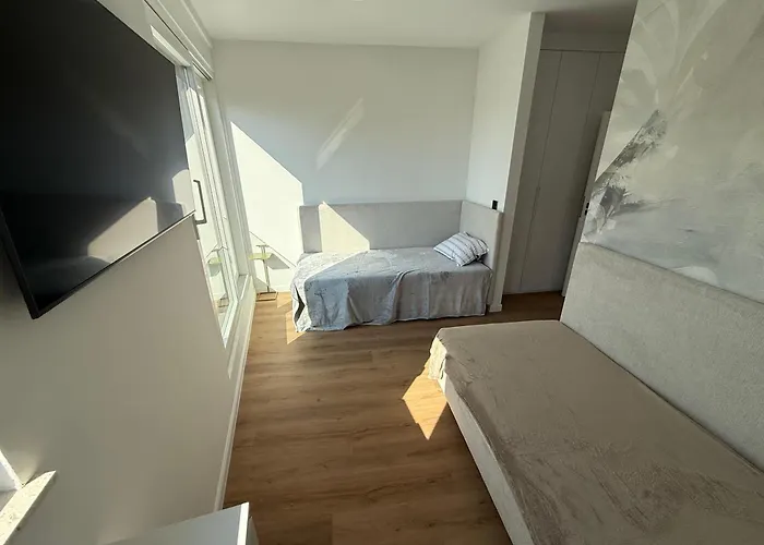 Perla Nera & Nevera By Pag Tours