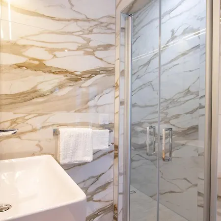 Villa Perla Nera & Nevera By Pag Tours Stan Trigraci