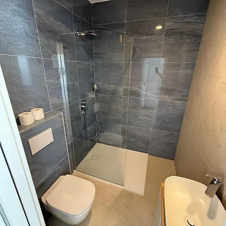 Perla Nera & Nevera By Pag Tours *