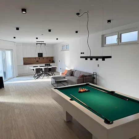 Villa Perla Nera & Nevera By Pag Tours Stan Trigraci