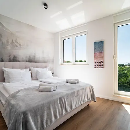 Villa Perla Nera & Nevera By Pag Tours Stan Trigraci