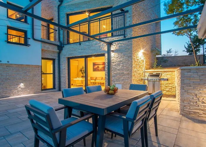 Perla Nera & Nevera By Pag Tours 빌라 *