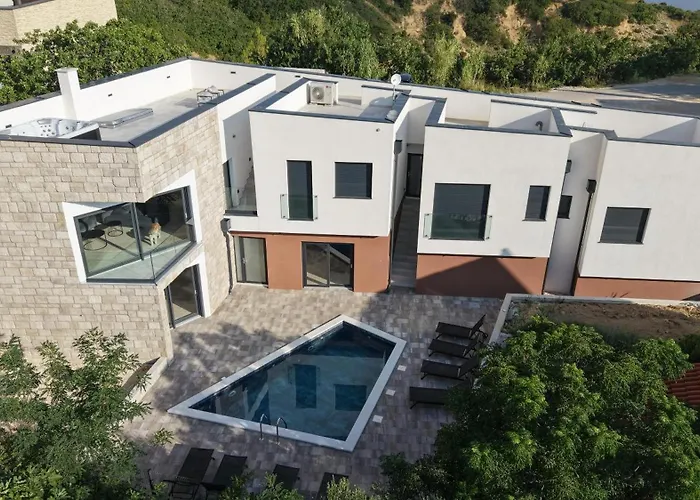 Villa Perla Nera & Nevera By Pag Tours Stan Trigraci