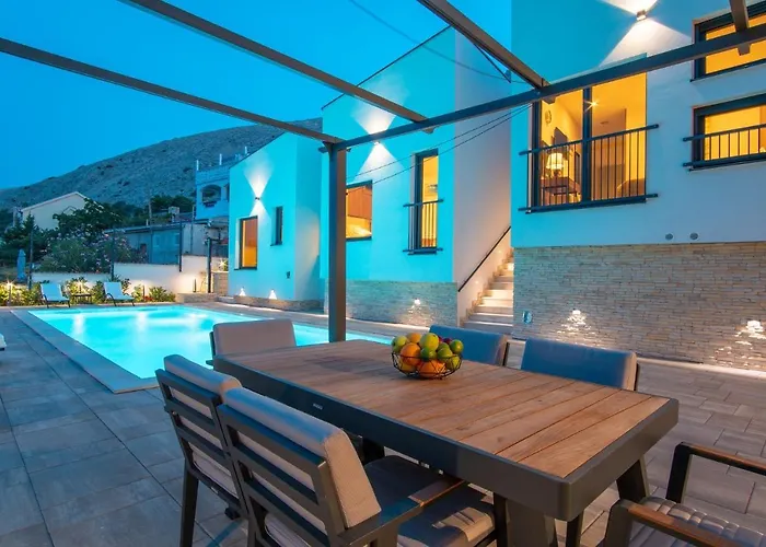 Villa Perla Nera & Nevera By Pag Tours Stan Trigraci