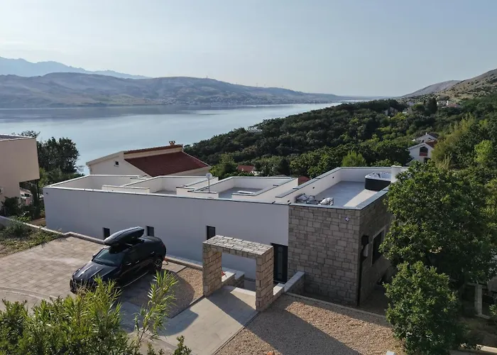 Villa Perla Nera & Nevera By Pag Tours